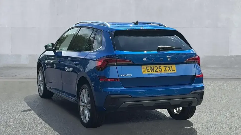 Used Skoda Kamiq SE L 150 HP (110 kW) 2025 Race blue metallic SUV