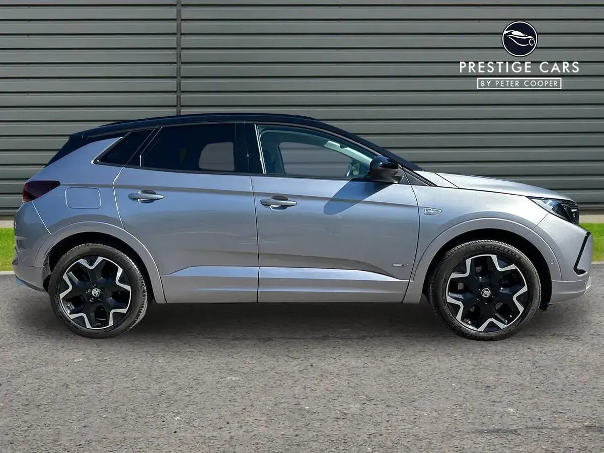 Used Vauxhall Grandland X Ultimate 221 HP (162 kW) 2023 Grey SUV