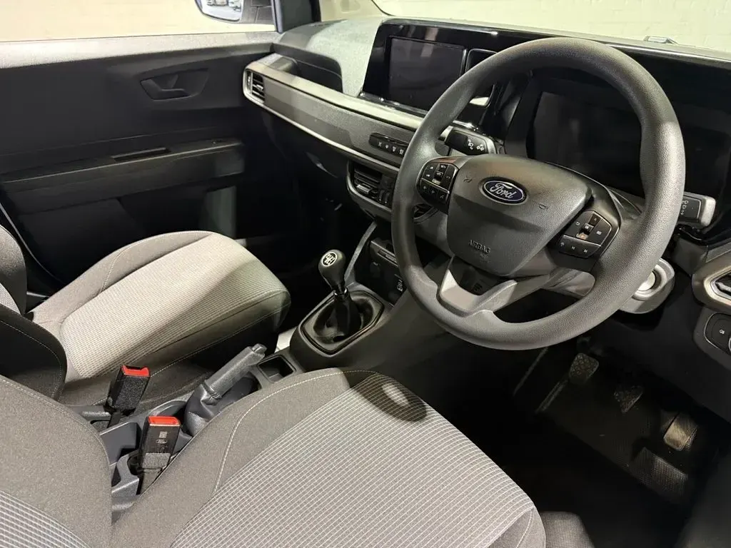 Used Ford Transit Courier S 100 HP (73 kW) 2024 White Van