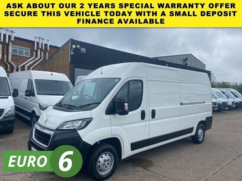 White Used 2023 Peugeot Boxer Premium Van | £12,790 (Fair price) - Image 1/3