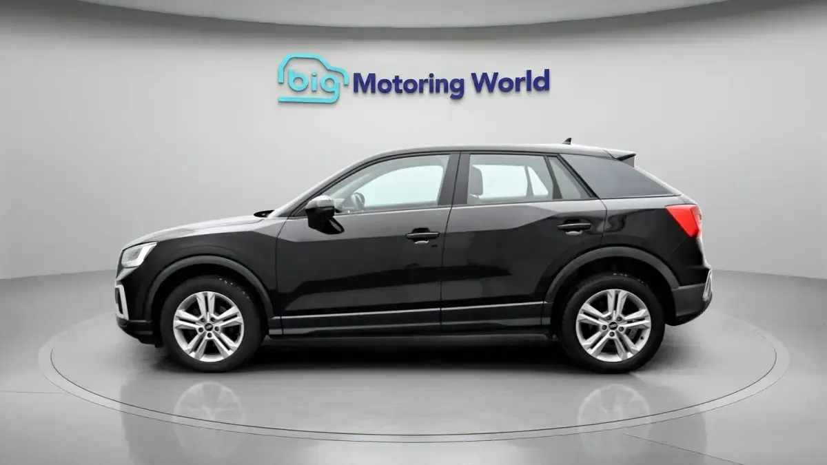 Used Audi Q2 Sport 110 HP (80 kW) 2021 Black SUV