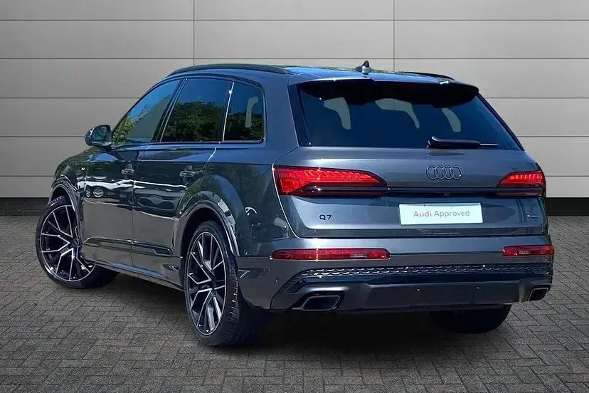 New Audi Q7 Black Edition 282 HP (207 kW) 2026 Grey SUV