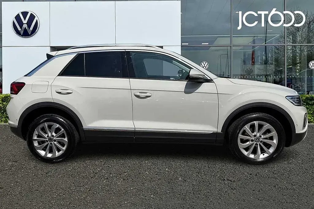 Used VW T-Roc Style 110 HP (80 kW) 2024 Grey SUV