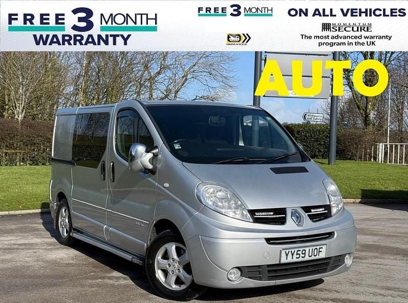 Used Renault Trafic 2010 Silver MPV