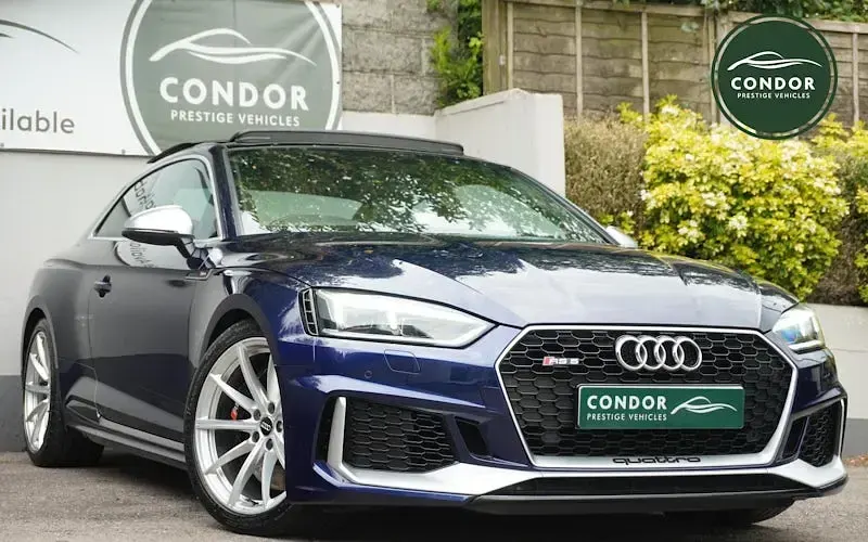 Usado Audi RS5 Comfort 450 HP (330 kW) 2018 Coupé