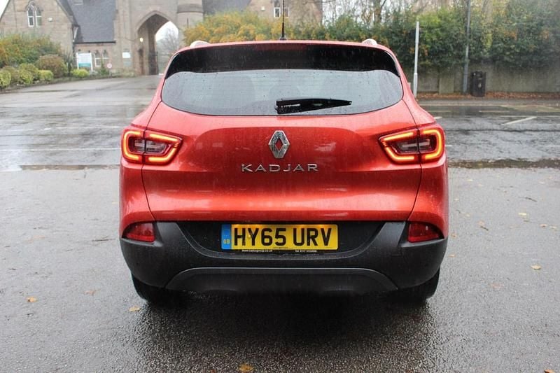 Used Renault Kadjar Signature 130 HP (95 kW) 2015 Red SUV