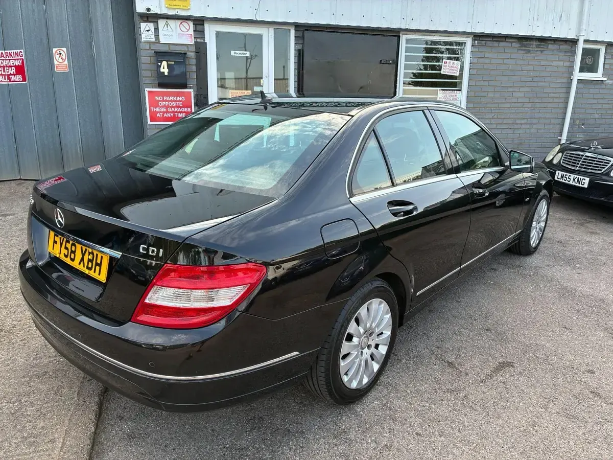 Used Mercedes C200 Elegance 2008 Black Sedan