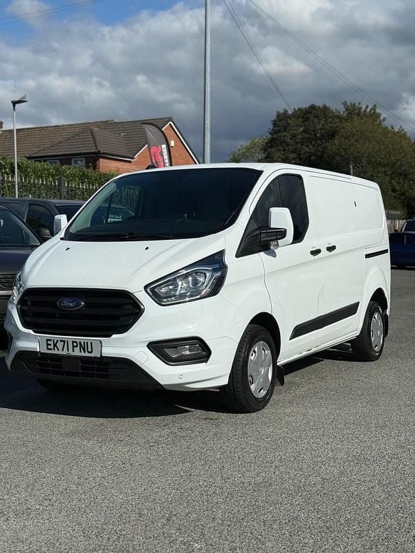 White Used 2022 Ford Transit Custom Trend Van | £11,695 (Super price) - Image 1/4