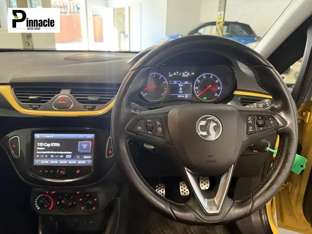 Second-hand Vauxhall Corsa Edition 90 CP (66 kW) 2015 Galben Hatchback
