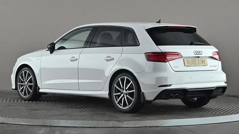 Used Audi A3 Black Edition 150 HP (110 kW) 2019 White Sedan
