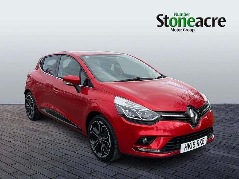 Used Renault Clio IV Iconic 90 HP (66 kW) 2019 Red Hatchback