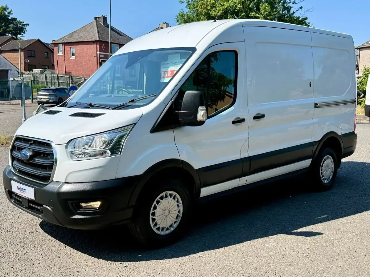 Used Ford Transit Trend 130 HP (95 kW) 2022 White Van