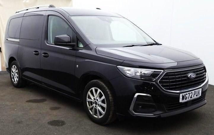 Used Ford Grand Tourneo Connect Titanium 122 HP (89 kW) 2022 Black MPV