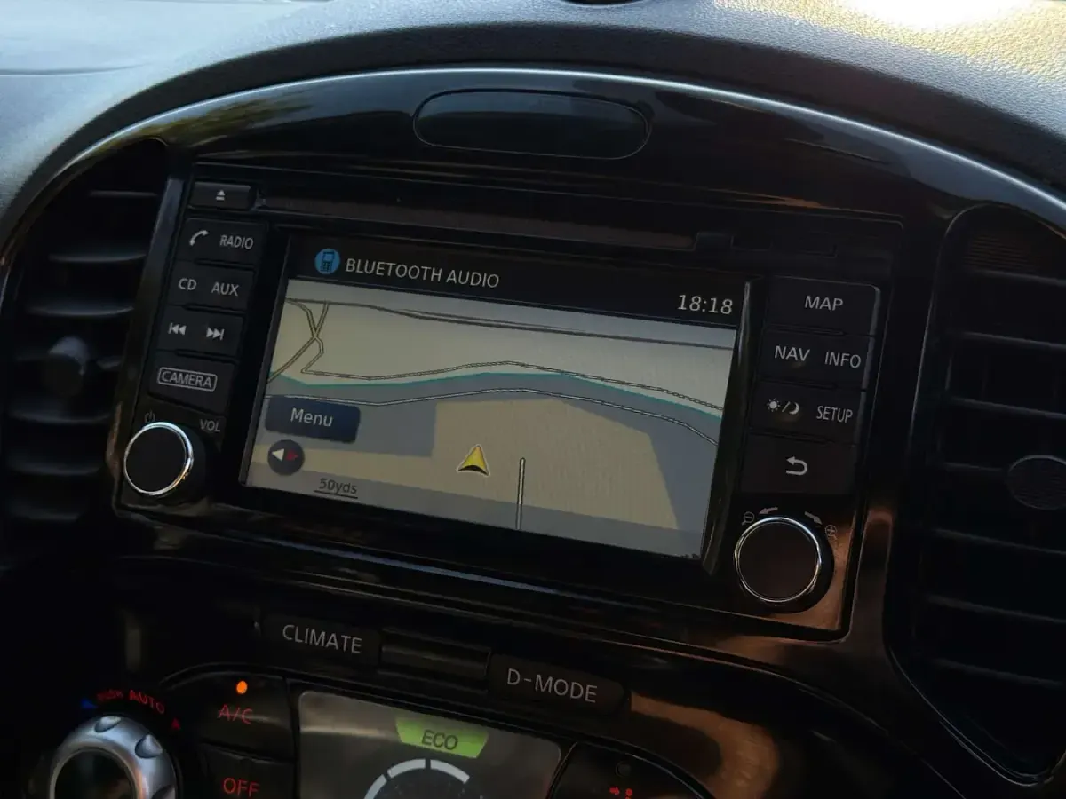 Used Nissan Juke Tekna 2019 White SUV