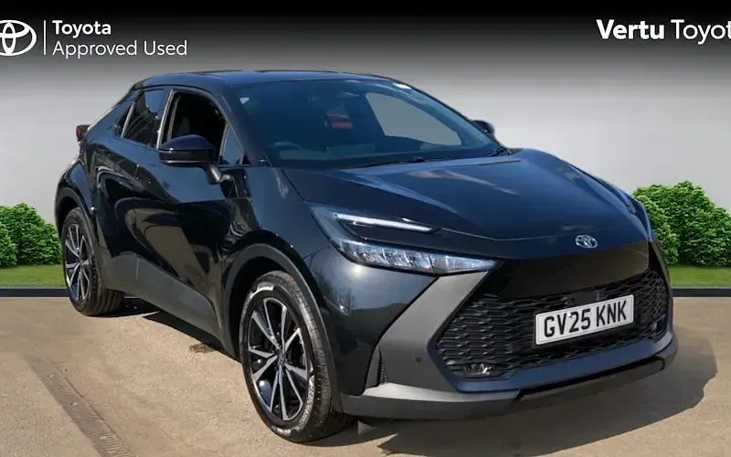 Used Toyota C-HR Design 223 HP (164 kW) 2025 SUV