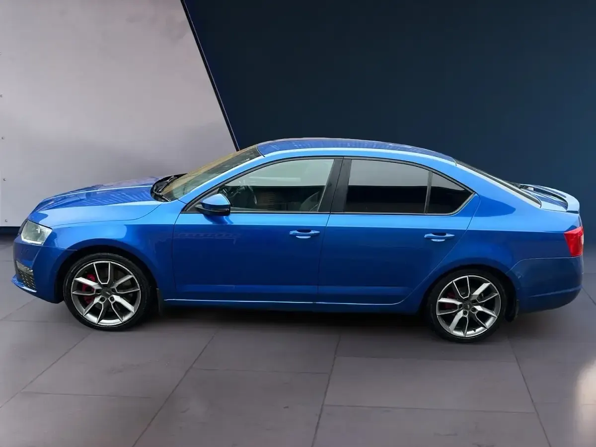 Used Skoda Octavia vRS 2015 Blue Hatchback