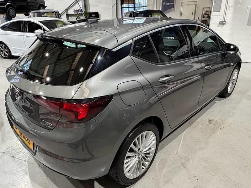 Used Vauxhall Astra Elite 150 HP (110 kW) 2018 Grey Hatchback