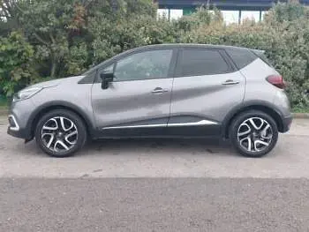 Used Renault Captur Iconic 90 HP (66 kW) 2018 Grey SUV
