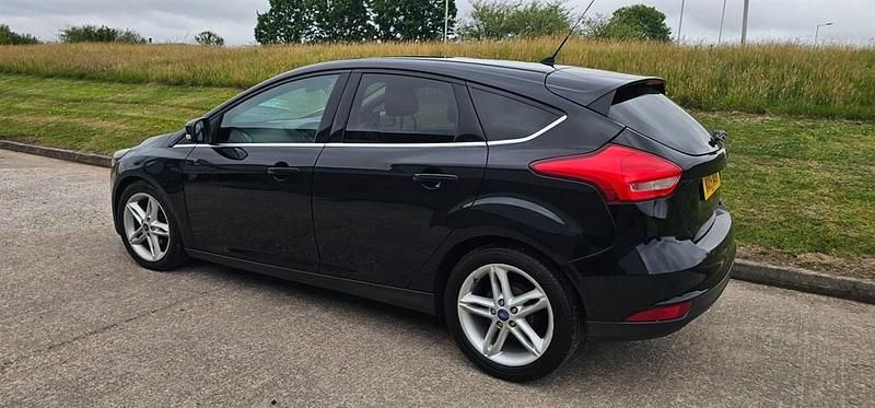 Used Ford Focus Zetec 2015 Black Hatchback