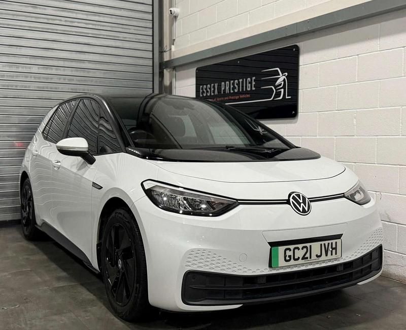 White Used 2021 VW ID.3 Pro Performance Hatchback | £13,489 (Fair price) - Image 1/4