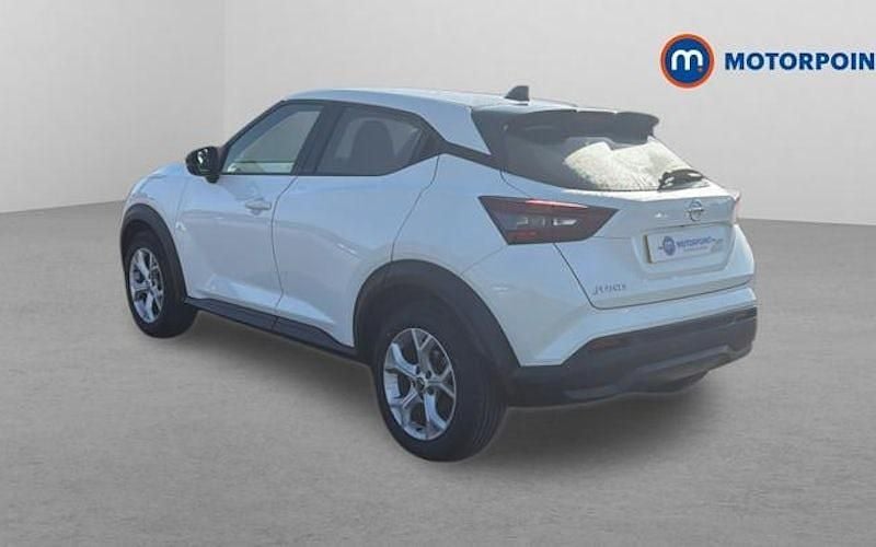 Used Nissan Juke N-Connecta 117 HP (86 kW) 2020 White SUV