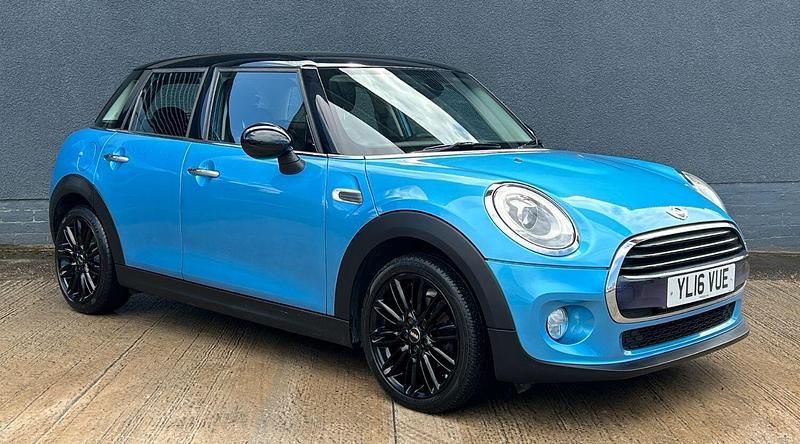 Blue Used 2016 Mini Cooper D Hatch Hatchback | £9,495 (Fair price) - Image 1/3