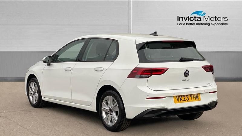 Used VW Golf VIII Life 150 HP (110 kW) 2023 White Hatchback