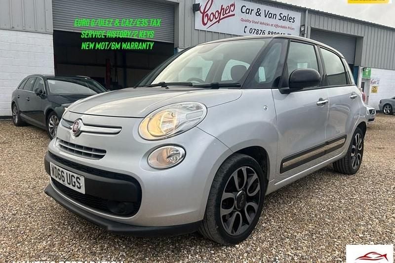 Silver Used 2017 Fiat 500L Pop Star MPV | £5,495 (Fair price) - Image 1/1