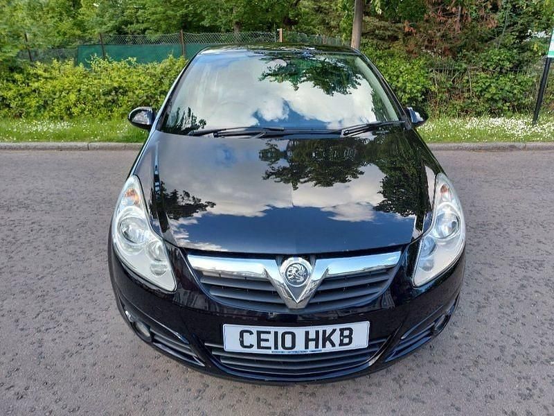 Used Vauxhall Corsa 85 HP (62 kW) 2010 Black Hatchback
