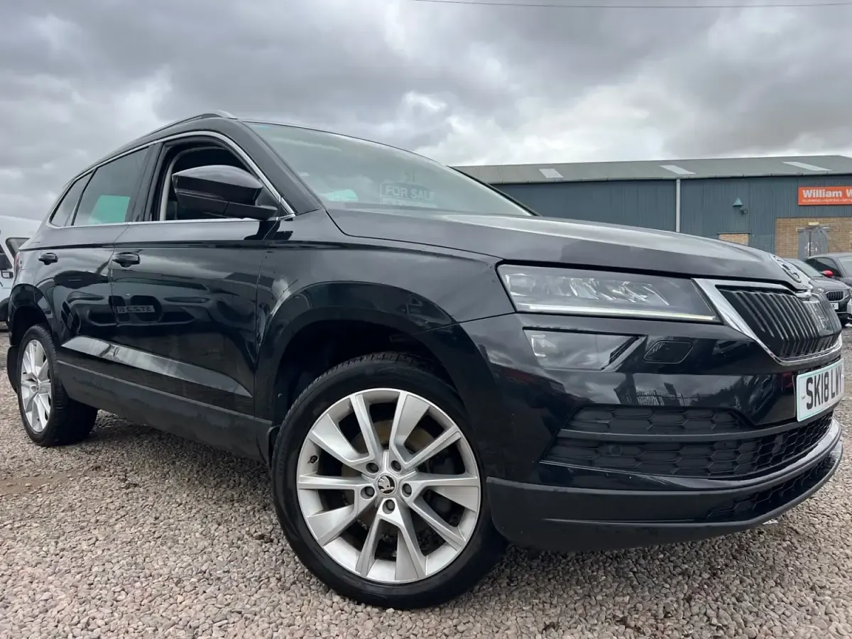 Gebraucht Skoda Karoq SE L 150 PS (110 kW) 2018 Schwarz SUV