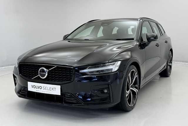 Used Volvo V60 Plus 194 HP (142 kW) 2025 Estate