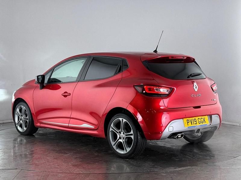 Used Renault Clio IV GT-Line 90 HP (66 kW) 2019 Red Hatchback