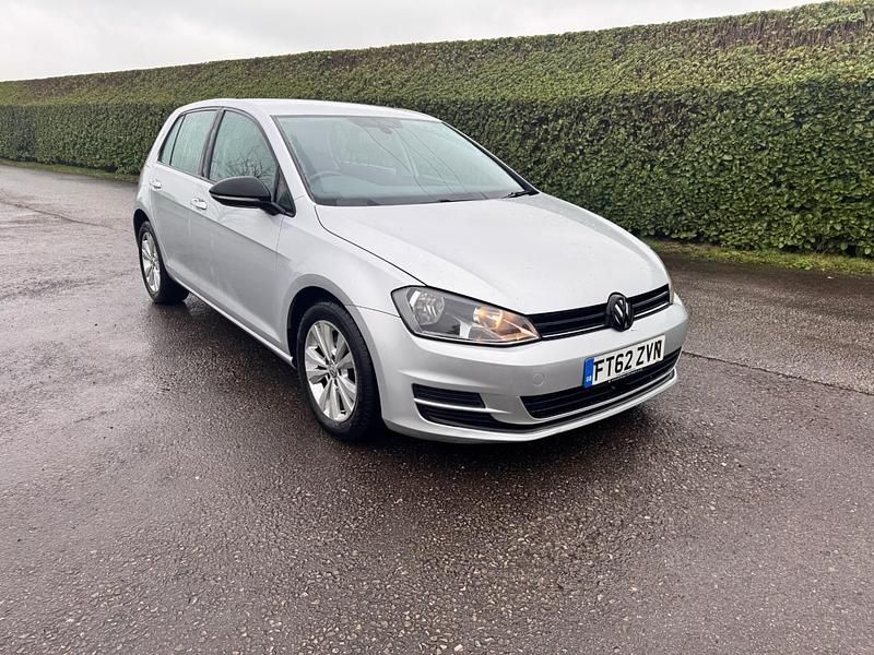 Used VW Golf VII SE 105 HP (77 kW) 2013 Silver Hatchback