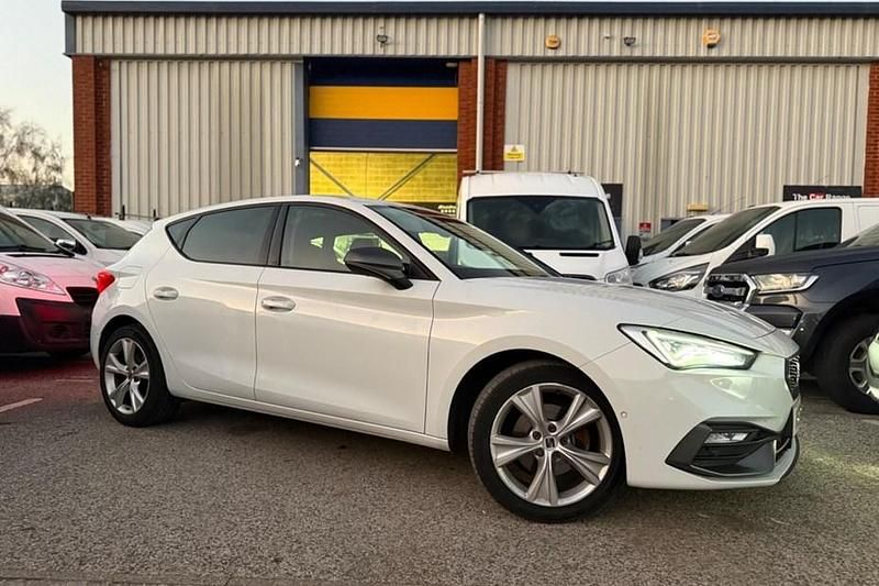 White Used 2021 Seat Leon FR Hatchback | £11,845 (Fair price) - Image 1/1