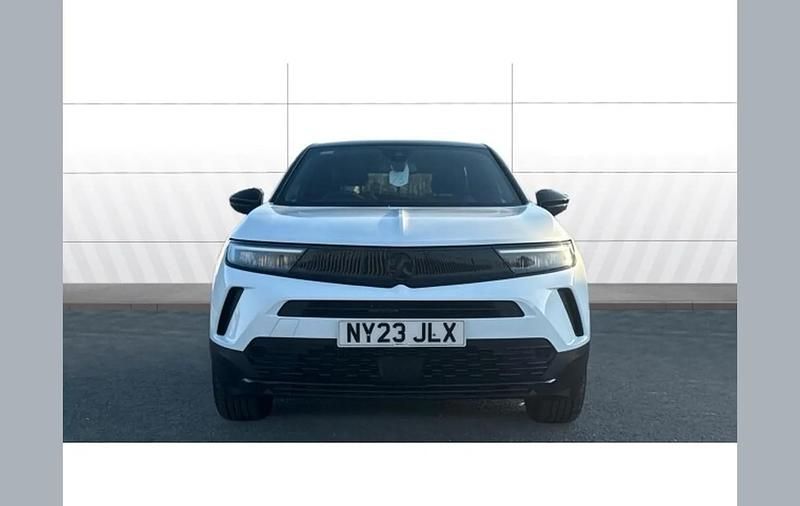 Used Vauxhall Mokka 100 HP (73 kW) 2023 White SUV