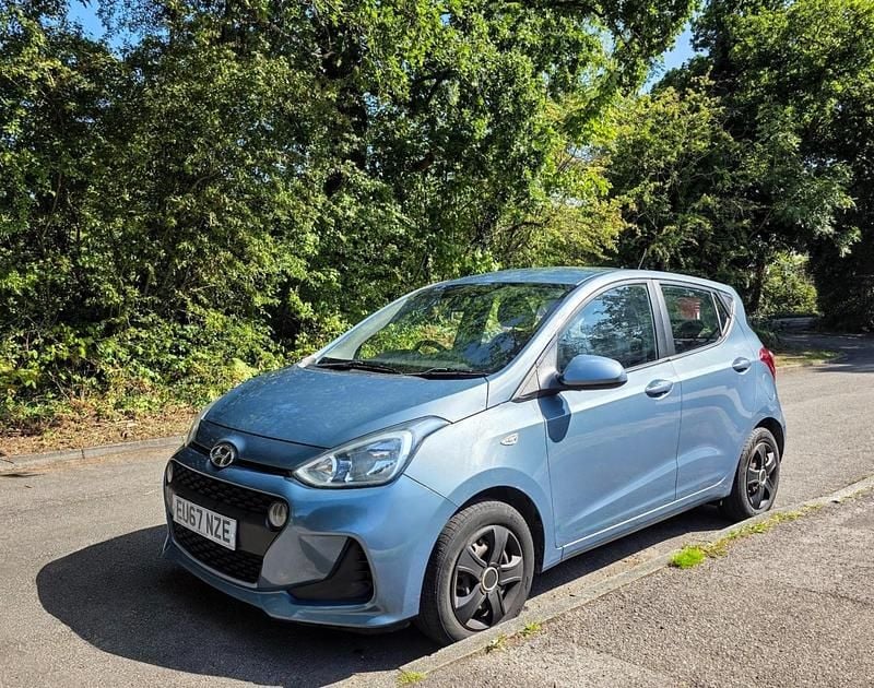 Blue Used 2017 Hyundai i10 SE Hatchback | £6,000 (Super price) - Image 1/4