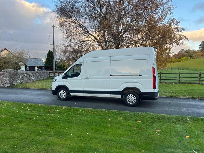 Used Maxus V90 150 HP (110 kW) 2023 White Van