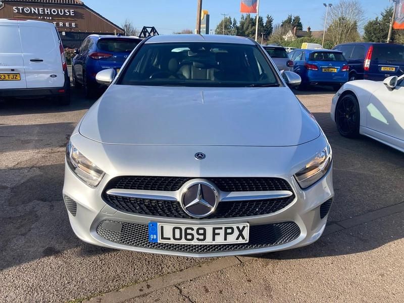 Used Mercedes A180 SE 136 HP (100 kW) 2019 Silver Hatchback