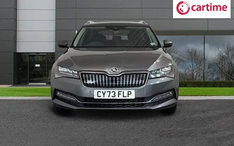 Used Skoda Superb SE Technology 218 HP (160 kW) 2023 Estate