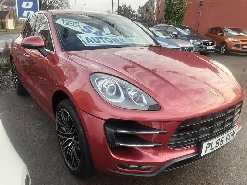 Red Used 2015 Porsche Macan SUV | £15,971 (Fair price) - Image 1/3