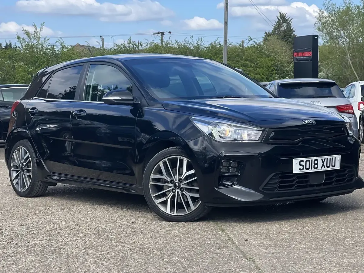 Begagnad Kia Rio GT-Line 118 HK (86 kW) 2018 Svart Halvkombi