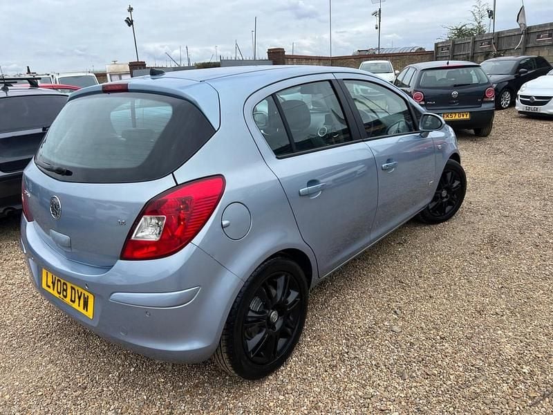Used Vauxhall Corsa Design Edition 89 HP (65 kW) 2008 Blue Hatchback