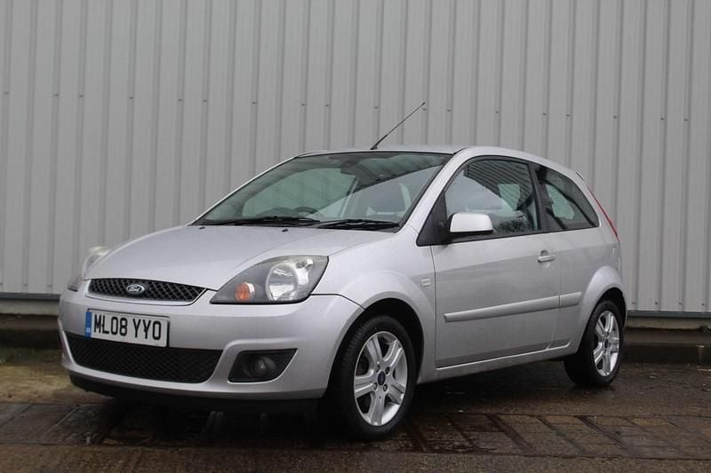 Used Ford Fiesta Zetec 2008 Silver Hatchback