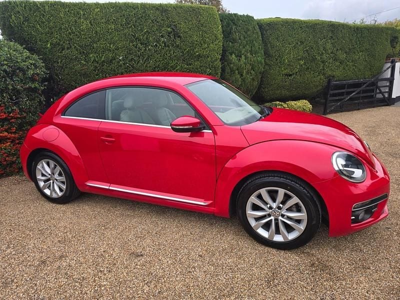 Red Used 2018 VW Beetle Design Hatchback | £13,994 (Expensive) - Image 1/4