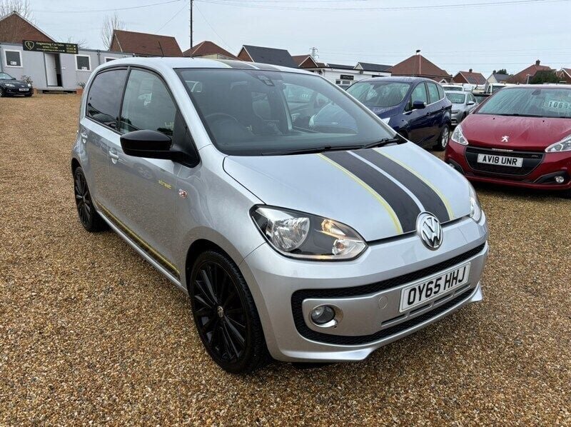 Silver Used 2015 VW up! Hatchback | £7,495 (Fair price) - Image 1/4
