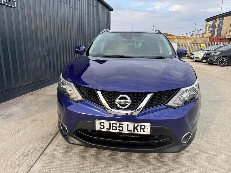 Used Nissan Qashqai Tekna 115 HP (84 kW) 2015 Blue SUV