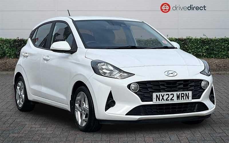Used Hyundai i10 SE 67 HP (49 kW) 2022 White Hatchback