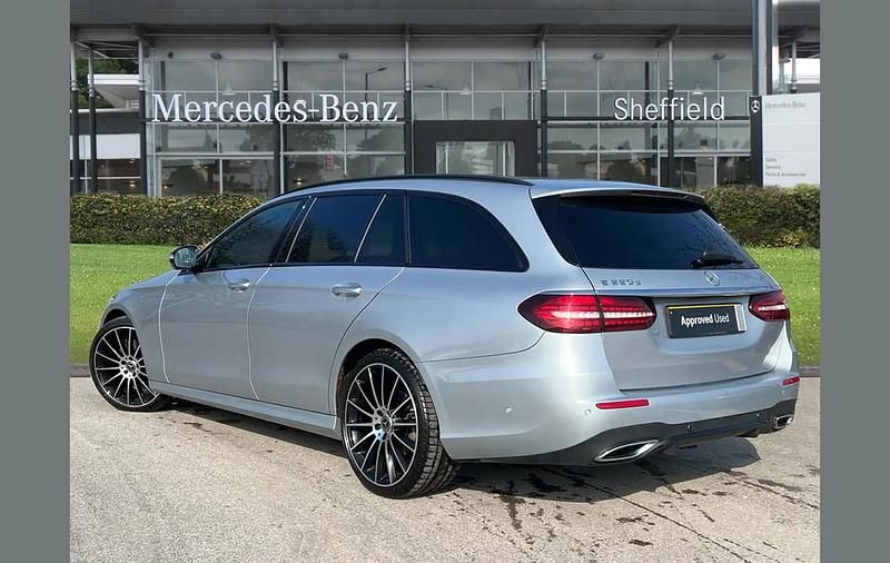 Used Mercedes E200 AMG line 200 HP (147 kW) 2023 Silver Estate
