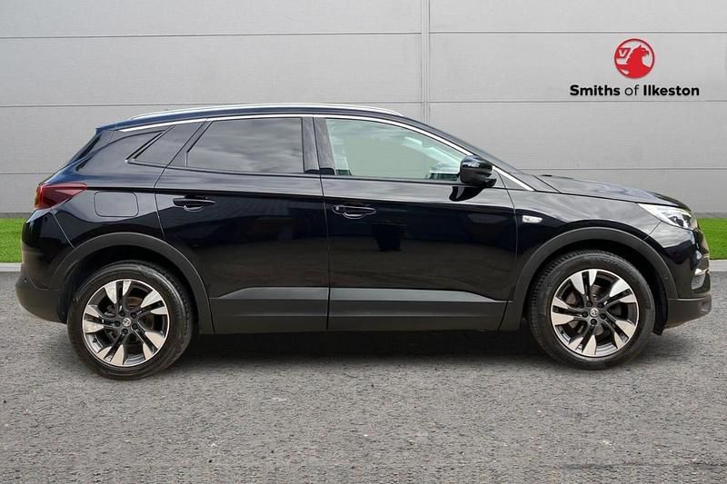 Black Used 2018 Vauxhall Grandland X Sport SUV | £8,995 (Fair price) - Image 1/4