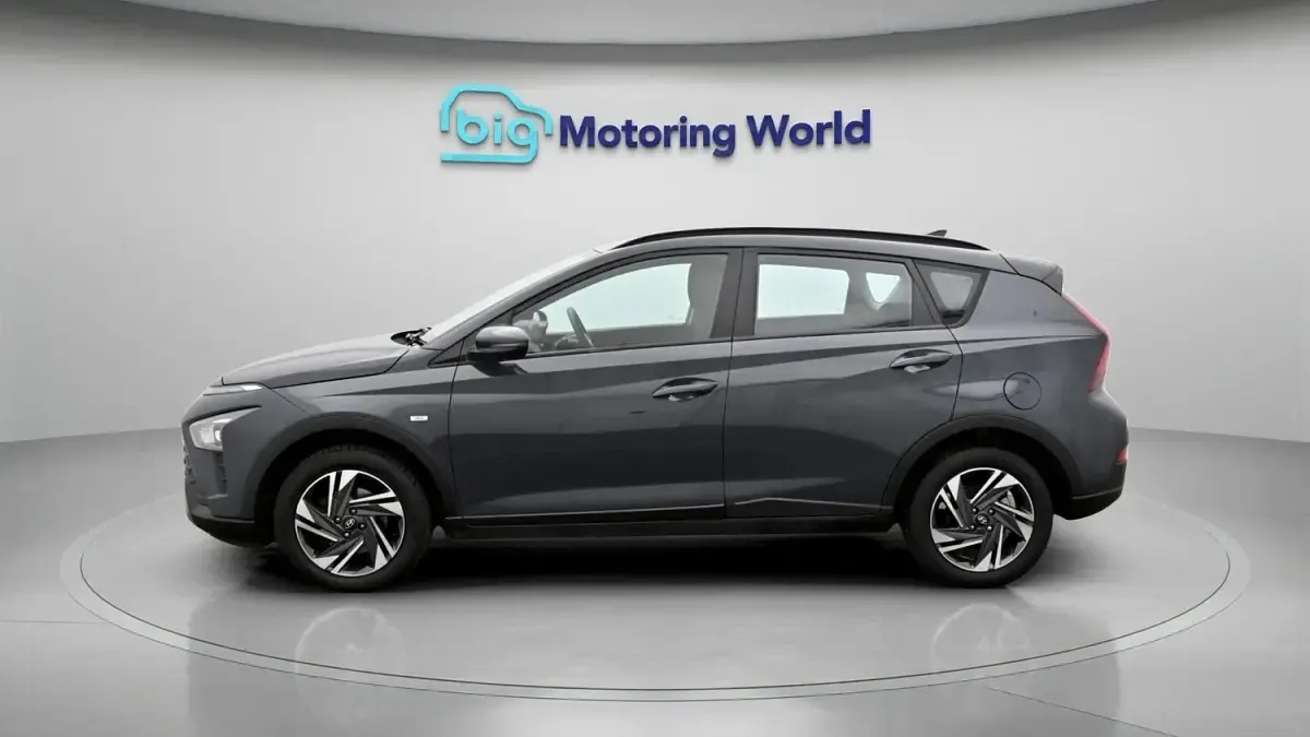 Used Hyundai Bayon SE 101 HP (74 kW) 2023 Grey SUV